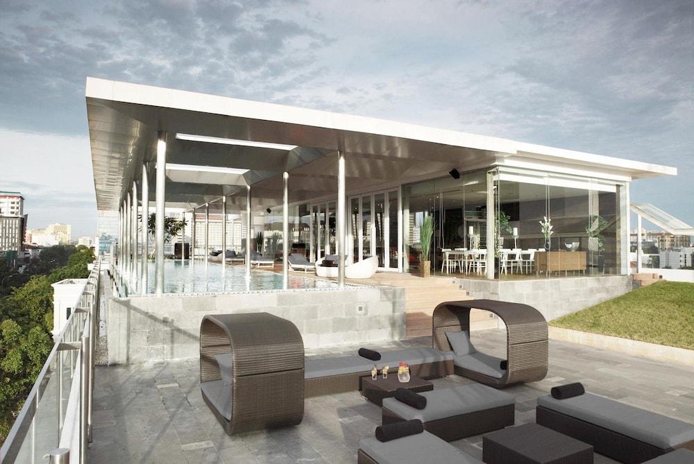 Morrissey Hotel Residences Jakarta Exterior foto