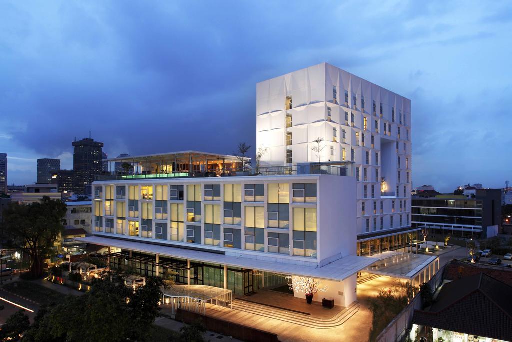 Morrissey Hotel Residences Jakarta Exterior foto